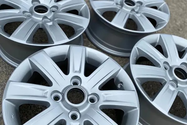 Sarıahmetler Lastik &amp; Yol Yardım – Dilovası, Hereke, Tavşancıl 7/24 Mobil Lastik Tamiri, Otoyol E80 Seyyar Servis - Resim 16