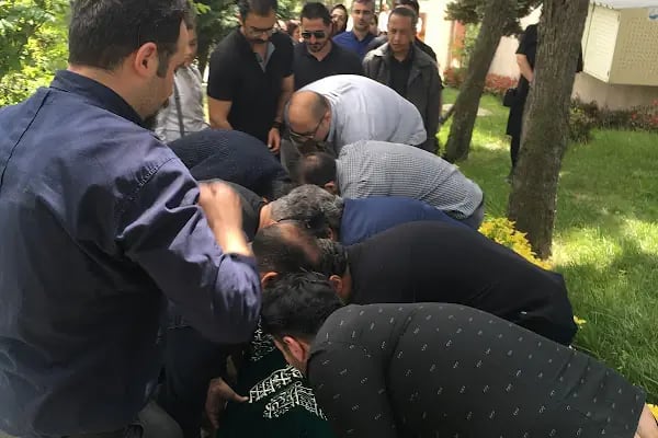 Arnavutköy Asri Mezarlığı - Resim 8