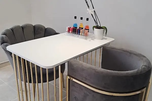 Saloon Fatma Öztürk Kuaför Ve Güzellik Merkezi - Resim 7