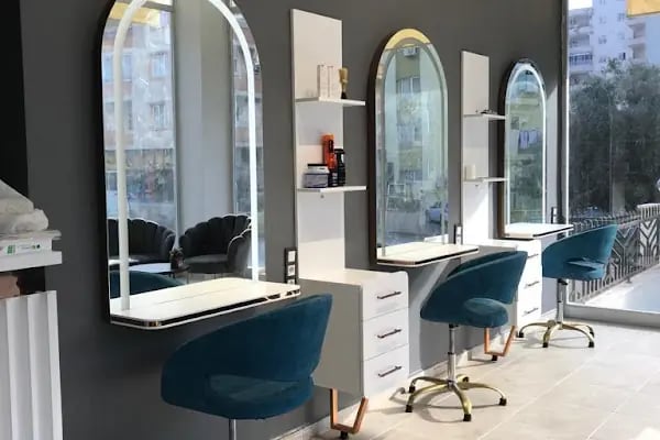 Saloon Fatma Öztürk Kuaför Ve Güzellik Merkezi - Resim 2