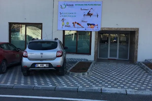 Koza stüdyo Reformer Pilates Personel Trainer - Resim 7