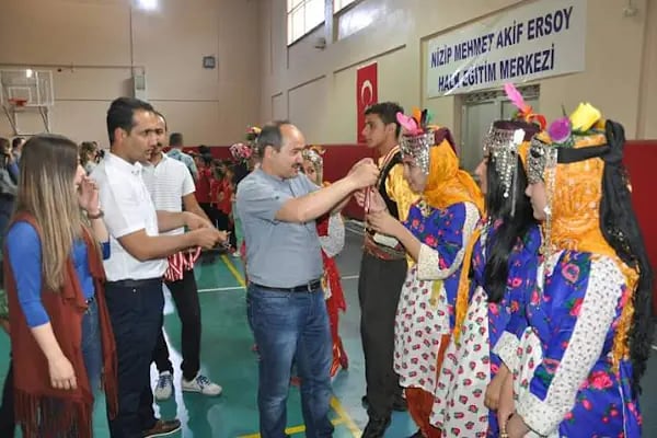 Nizip Halk Eğitim Merkezi Ve Akşam Sanat Okulu - Resim 6