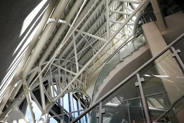 Başiskele Belediyesi Yeniköy Yarı Olimpik Kapalı Yüzme Havuzu - Resim 20