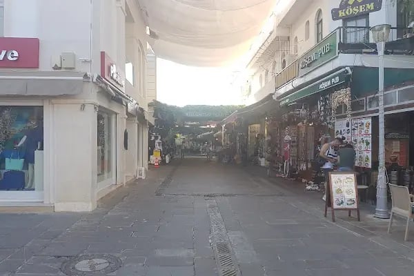 Gümbet Bazaar - Resim 3