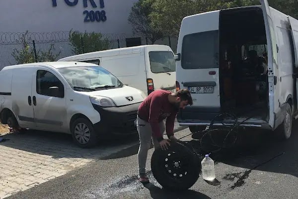 BOLLUCA OTO LASTİK YOL YARDIM - Resim 19