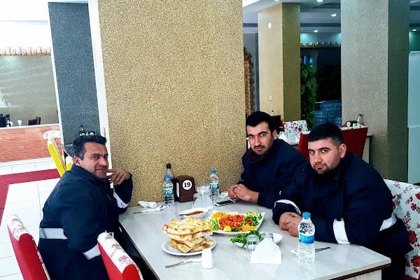 Dostlar Lahmacun - Resim 4