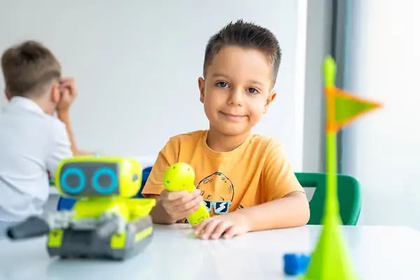 Özel Aliağa Robotik Kodlama Kişisel Gelişim Kursu - Resim 17