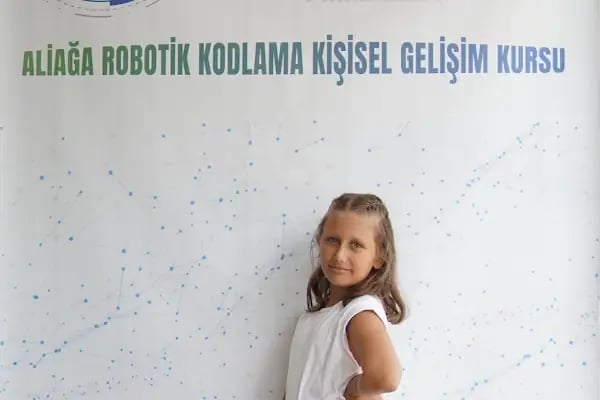 Özel Aliağa Robotik Kodlama Kişisel Gelişim Kursu - Resim 12