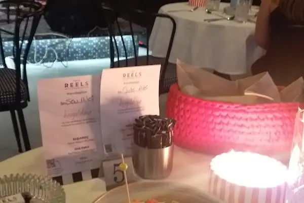 Feel &amp; Live Hotel Villas Restaurant - Resim 19