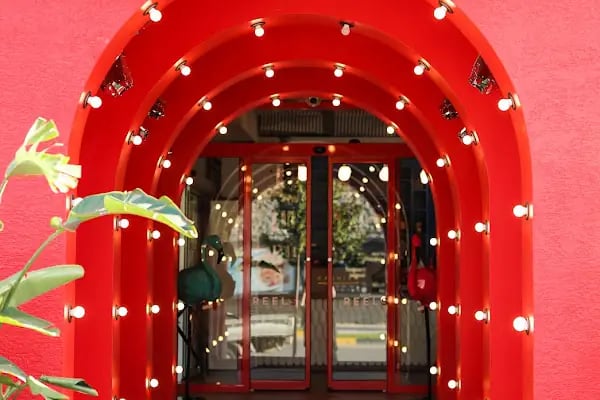 Feel &amp; Live Hotel Villas Restaurant - Resim 18