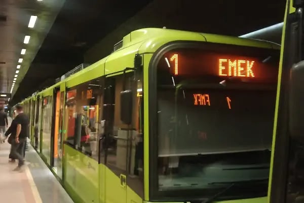 Osmangazi Metro İstasyonu - Resim 17