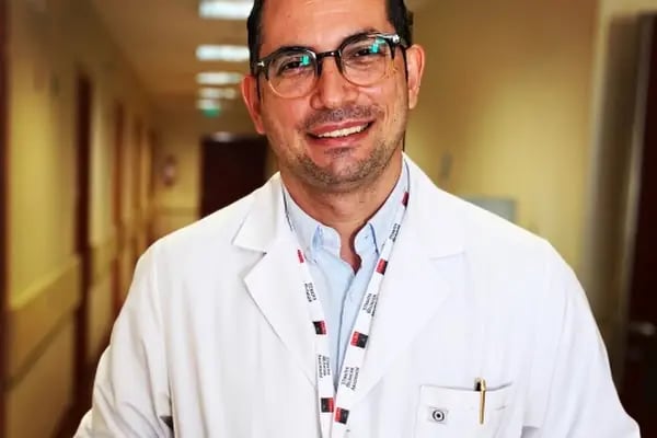 Doç. Dr. Gazi Huri, Ortopedi Ve Travmatoloji - Resim 2