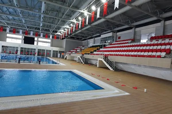 Yarı Olimpik Kapalı Yüzme Havuzu - Resim 15