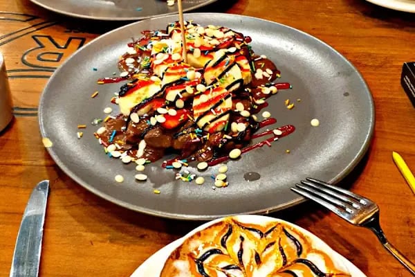 Varil Bistro &amp; Lounge - Resim 14