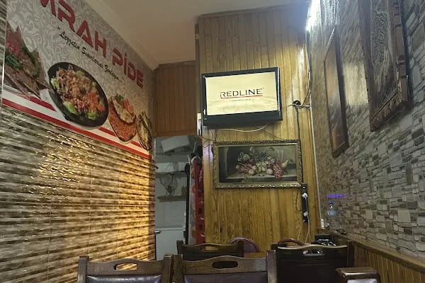 Emrah Usta Etli Pide - Resim 16