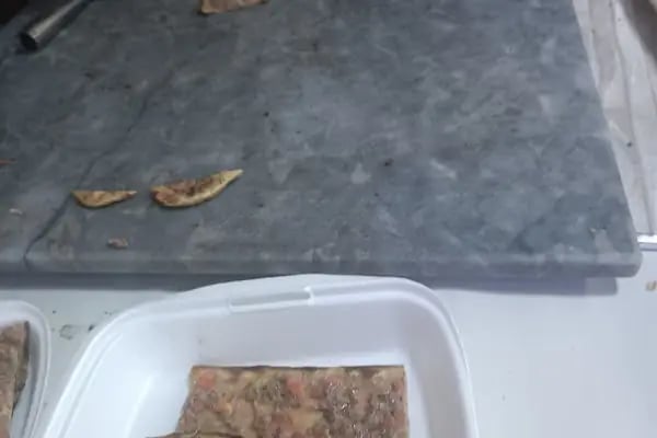 Emrah Usta Etli Pide - Resim 14