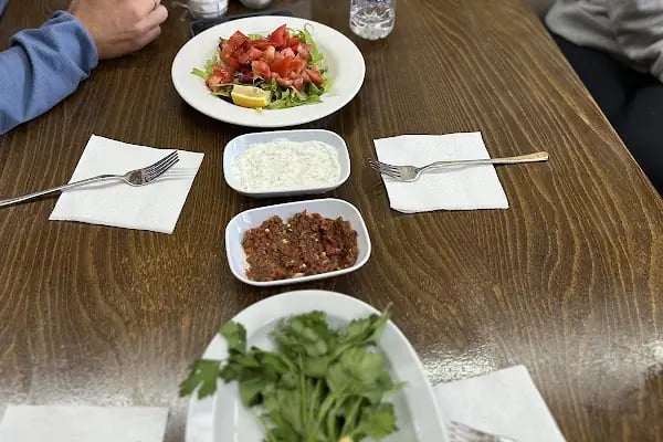 Emrah Usta Etli Pide - Resim 9
