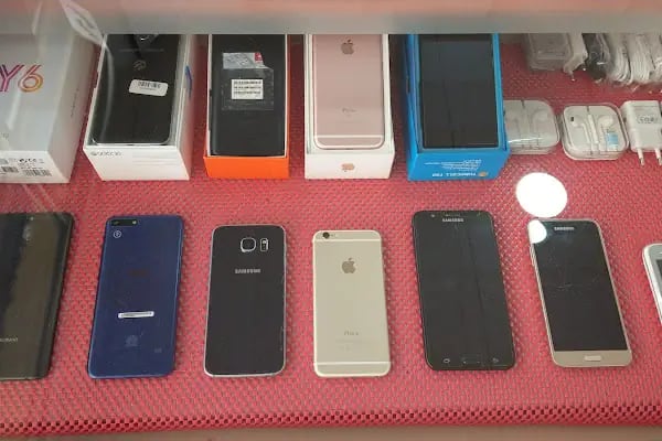 APPLE ve ANDROİD CEP TELEFONU TABLET TEKNİK SERVİS - AYHAN İLETİŞİM - Resim 3