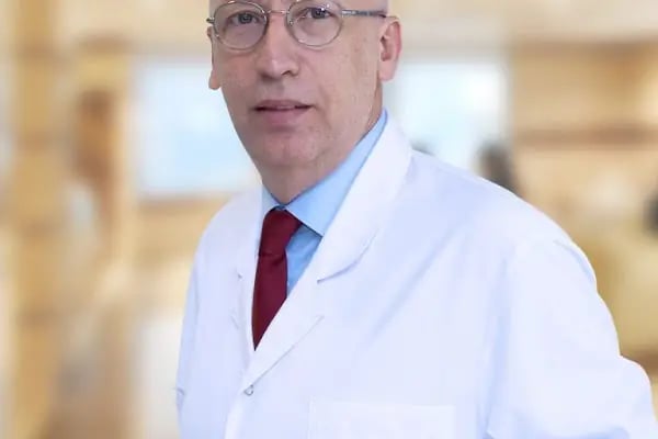 Prof. Dr. Gürsel Saka - Resim 1