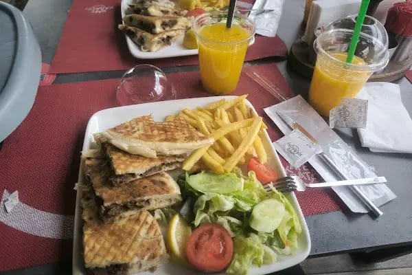 Kafe Karatay Ahmet Çalık - Resim 9