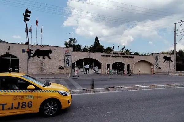 Faruk Yalçın Hayvanat Bahçesi ve Botanik Parkı - Resim 13