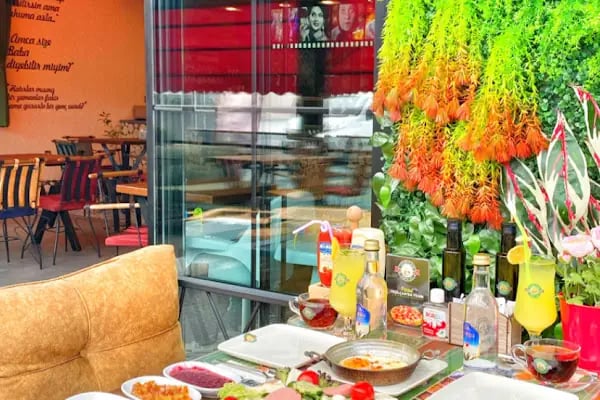 SOLİ CENTER YEŞİLÇAM KAHVE EVİ (YENİ) - Resim 1
