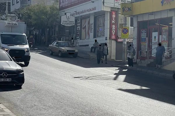 İzmir, Konak Deva Ağız ve Diş Sağlığı Polikinliği & Kliniği - Diş Hekimi, İmplant Diş, Kozmetik Diş, Ortodontist - Resim 13