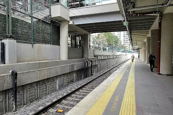 Göztepe Tren İstasyonu - Resim 12