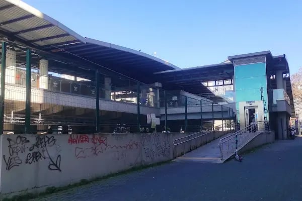 Göztepe Tren İstasyonu - Resim 10