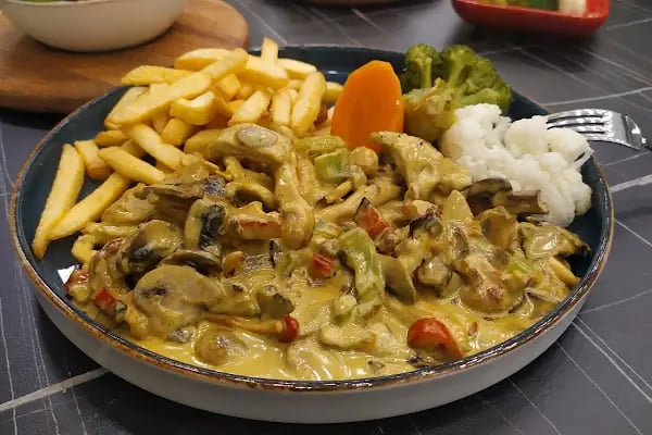 Osmanbey Fırın Pasta Kafe - Resim 9