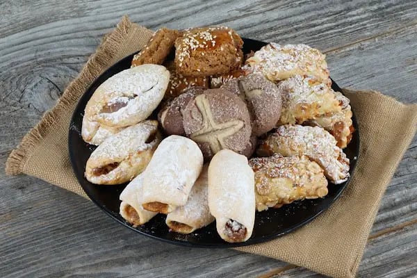Osmanbey Fırın Pasta Kafe - Resim 10