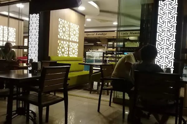 Osmanbey Fırın Pasta Kafe - Resim 2