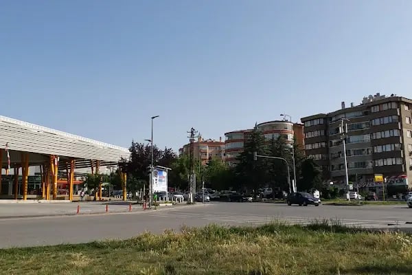 100. Yıl Pazar Yeri - Resim 1
