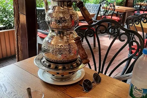 Enderun Kıtap & Kahve Evi - Resim 7