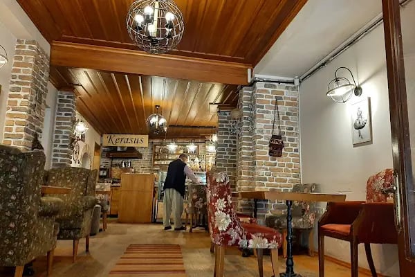 Enderun Kıtap & Kahve Evi - Resim 11