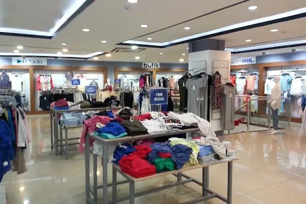 SOLİ CENTER AVM - Resim 15