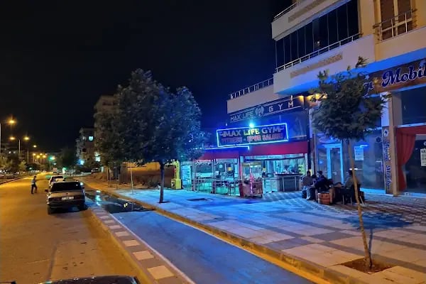 MAX LİFE GYM SPOR SALONU ( AKKENT ŞUBE ) - Resim 2