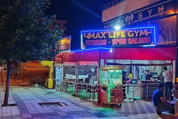 MAX LİFE GYM SPOR SALONU ( AKKENT ŞUBE ) - Resim 18