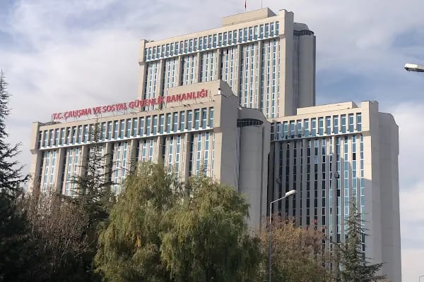 Çalışma ve Sosyal Güvenlik Bakanlığı - Resim 1