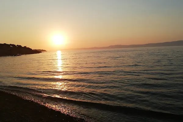 Afşar Tatil Köyü Plajı - Resim 6