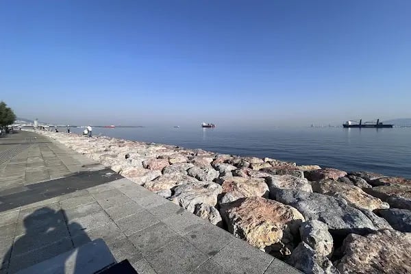 Karantina Tramvay Durağı - Resim 3