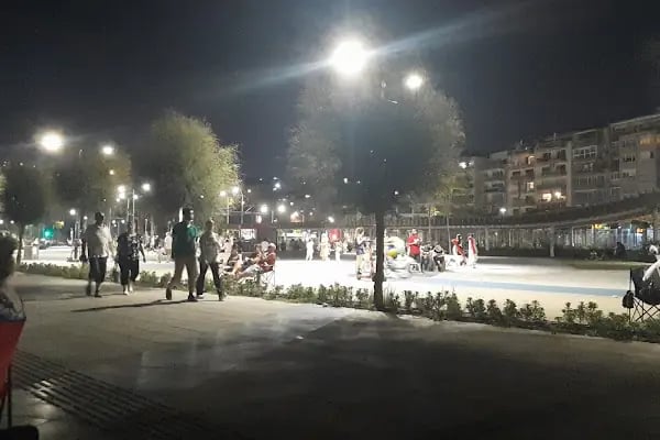 Karantina Tramvay Durağı - Resim 5