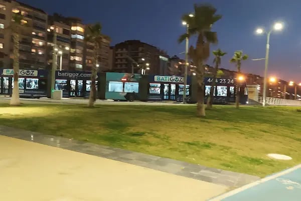 Karantina Tramvay Durağı - Resim 15