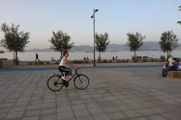 Karantina Tramvay Durağı - Resim 18