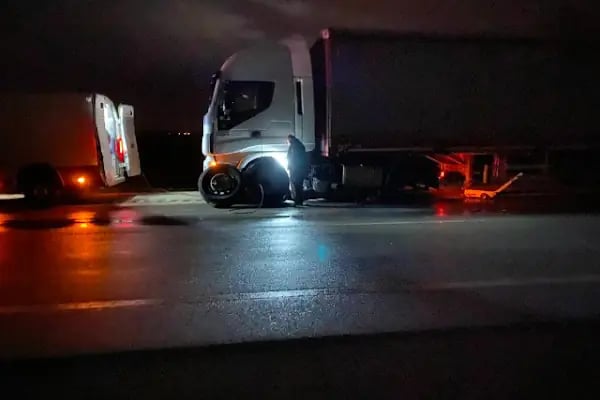 KONYA LASTİKCİ MOBİL LASTİK SERVİSİ Selçuklu 24 saat açık lastikçi - Resim 19
