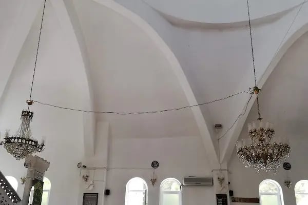 Köybaşıoğlu Cami - Resim 17