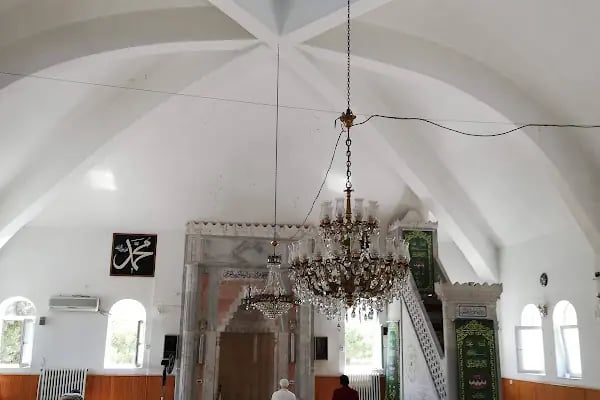 Köybaşıoğlu Cami - Resim 18