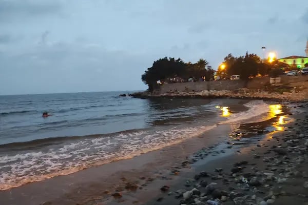 Yemiş Kumu Plajı - Resim 5