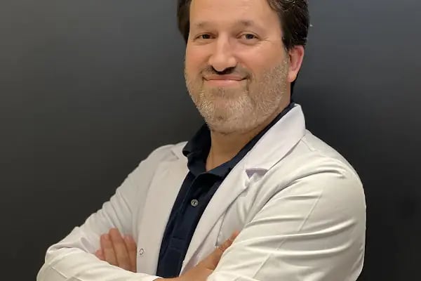Op. Dr. Mahmut Uzut Muayenehanesi - Resim 3