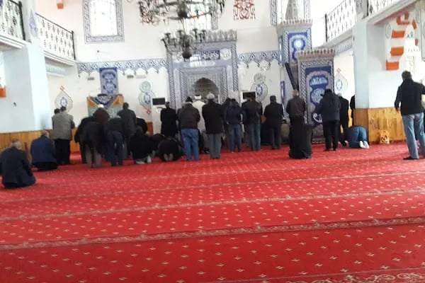Karlıbayır Cami - Resim 17